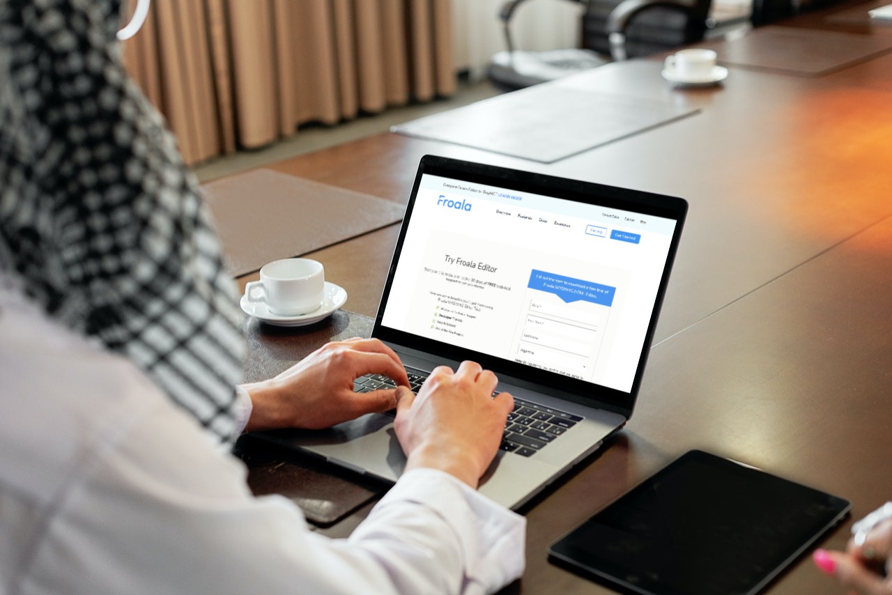 How To Use WYSIWYG Editor In PHP